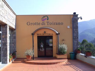 Grotten van Toirano  - Italie